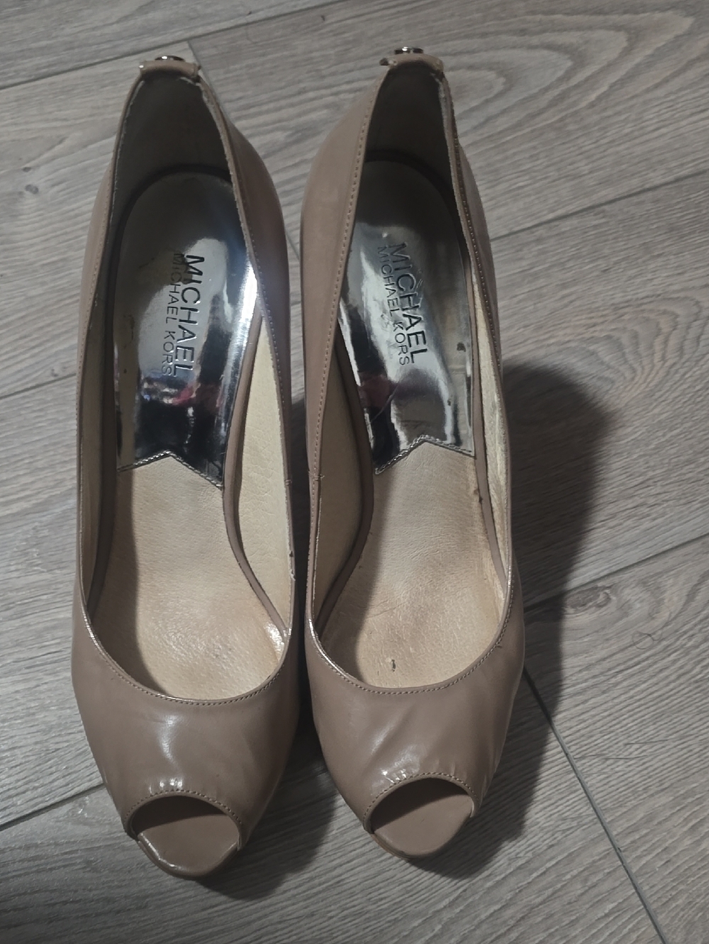 Michael Kors Beige Patent Leather Peep-Toe Heels